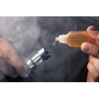 Срок годности жижи для вейпа: как понять, что жидкость испортилась, и можно ли её парить